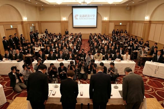 '日本サッカー衝撃の実話' 大学選手5人、寮で大麻を吸引→代表選手輩出 '60年の歴史' 名門サッカークラブ '無期限活動停止'