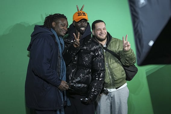 The Eiffel Tower is here! Paco captures Seoul trip..Who's your companion? [Welcome to Korea]