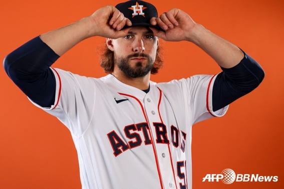 "Ушел Ханхва" Вэйс, соперник 日우 Уван 155 км Бум! 2 иннинга без потери очков → 2G непрерывный захватывающий матч "Старт пригласительный сигнал"