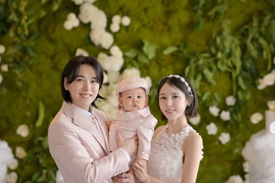 'Ким Са ♥' Сон Мин, хвастающийся 17-месячным сыном 'Super Junior' ."Я родился на танцах."