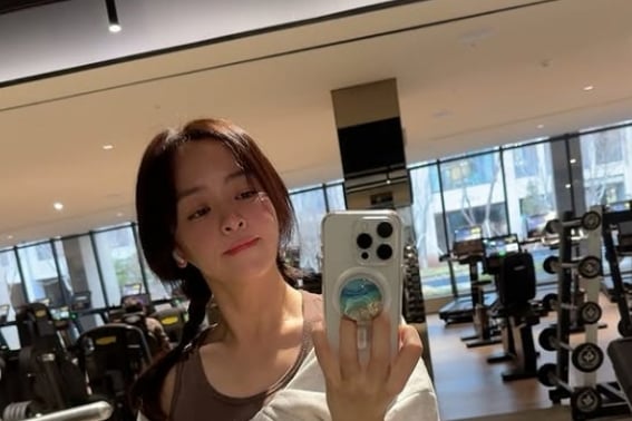 Kang Sung Yeon bị bắt gặp tại phòng gym sau khi ly hôn"