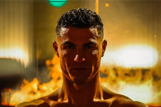 Ronaldo is on the verge of falling from the World Cup, going to Spain during the season... Fatal injury occurs