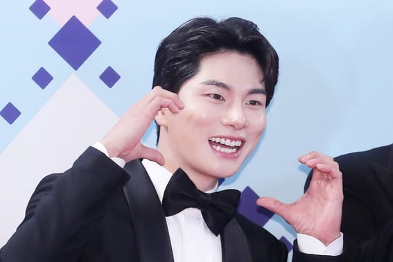 噂が揺らしたキャリア..イ・イギョン、今や『ナソル』だけが残った [★FOCUS]