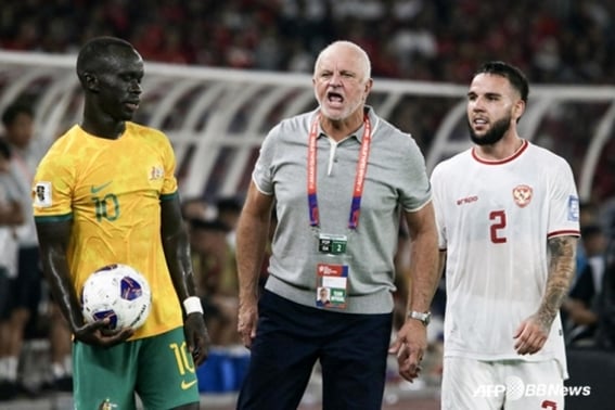 "Bỏ mất Iran rồi, cho chúng tôi cái vé đó đi!" Huấn luyện viên Iraq yêu cầu FIFA vào vòng chung kết World Cup... "Công bằng trong việc kế thừa thứ tự thành tích vòng loại"