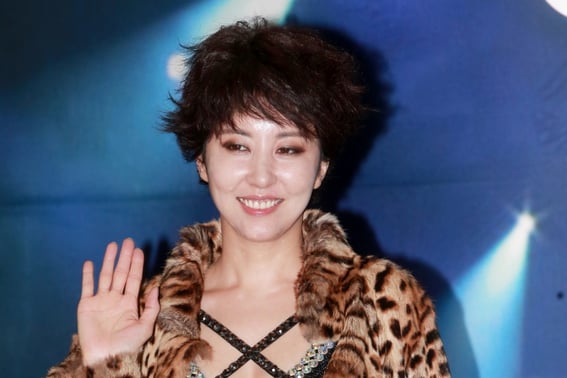 Ким Ван Сон признал, что его отправили без задержания, но сказал: «Не будет никаких проблем...Регистрация агентства для одного человека завершена" [Формула]