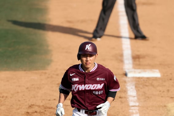 『太陽が西から昇るだろう』と、ソ・ゴンチャンが大きな事故を起こした！→ロマン 復帰戦であの貴重なホームランを打ってしまうなんて···