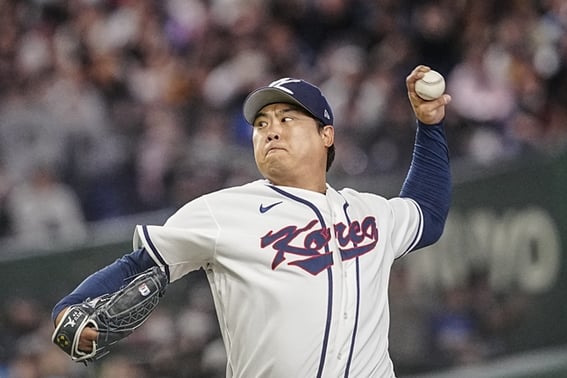 [快讯] 与多米尼加队的比赛首发投手柳贤振表示:"因为是最值得信赖的王牌→柳贤振！"