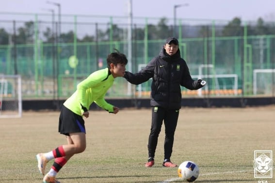 "海外派"南胜恩·吴丹菲+2名高中生... U20女子亚洲杯确定23人大名单