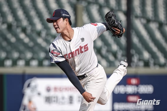 '単独1位'のロッテは負け方を忘れた、しかし··· 夢の「160㎞ファイヤーボーラー」8回救援登板→致命的な同点を許すとは