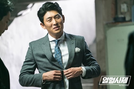 "The bride-to-be, who is she?"男 Actor Go Jun Is Getting Married With 'Fiery Priest' [Star Issue]