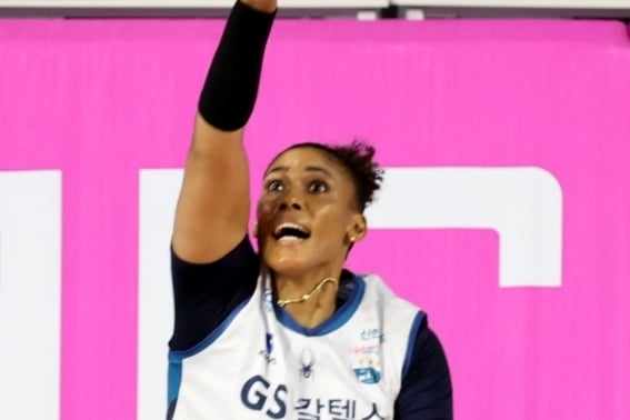 14年も続いた大記録を破って 「もう息をします」" 得点1位のシルバ、GSカルテックスに4年ぶりの'春'を呼ぶ [長忠現場]