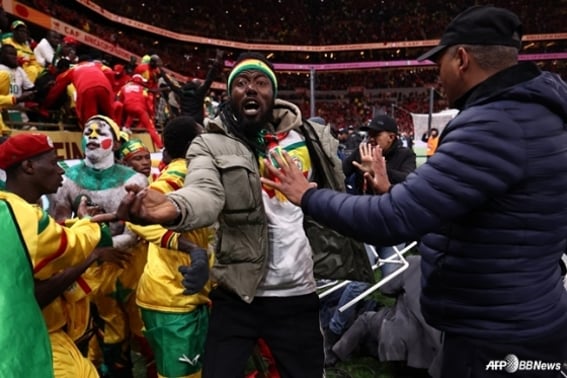 What a major competition like this? The first-ever 'change of the winning team' revolution → All-time backlash. "I lost the trophy because of my dirty work.""