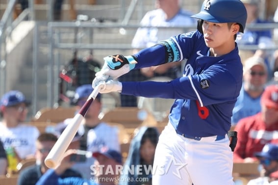 罗伯茨亲自透露金惠成降级的原因！ "为了每天都能跑动→弗里兰在击球位上表现更好。"