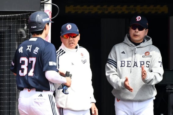 '0 points against KIA → 15 hits and 12 points in one day' Doosan and KT are violent except for the main players... Kwak Bin 155km 9K 'Ace Wyong' [Suwon Field Review]