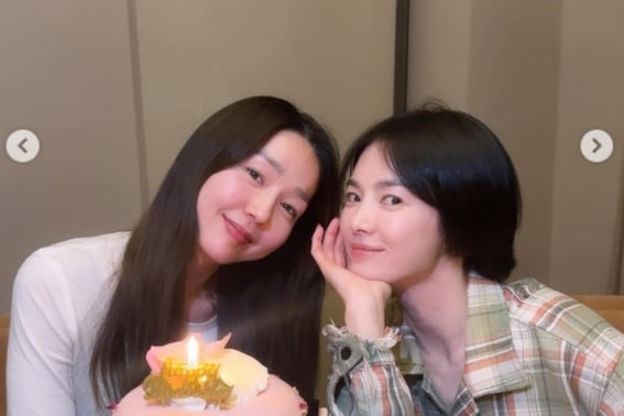 Mai KiềuTình bạn 28 năm của Song Hye Kyo và Lee Jin [tin tức ngôi sao]