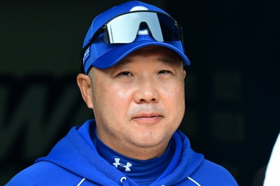 Các bạn có thấy run trước khi khai mạc không?' Hỏi → Đạo diễn Park Jin Man: "Tôi cũng đã trưởng thành rồi"" một cách rộng rãi