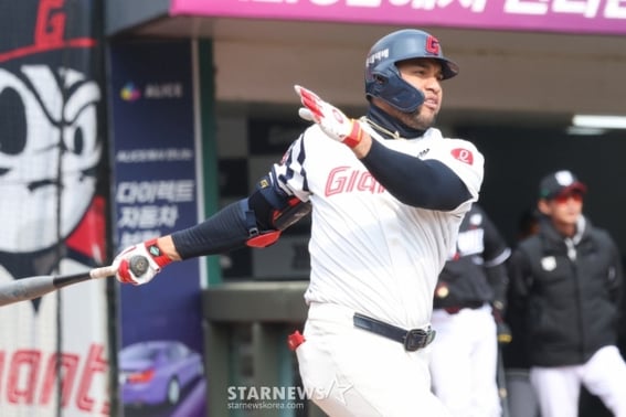 Lotte phá cách, Reyes số 1 DH gì chứ! Công bố dàn line-up tuyển chọn Samsung → Kim Tae Hyung "Go Seung Min chỉ cần vào 1 lần là được"