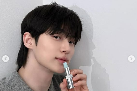 "187 см" Бюн Ву Сок, 9-й класс, который пробивает потолок.Визуал мужчины, который влюбится в Айю