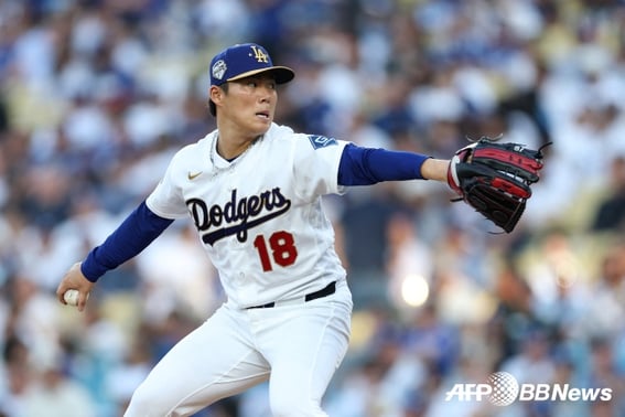 172 см Ямамото - это 159 км стальной скоростной мяч "Как" без веса... Я также восхитился совершенно другой тренировкой по дрилл в США, перспективными корейцами. [Может быть, бейсбол говорит, что ③말한다가야구]