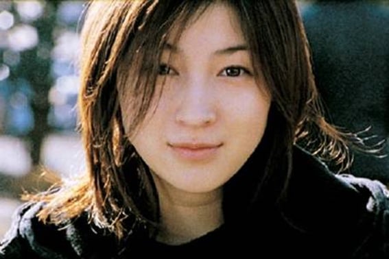 「国民の初恋」有名女優、浮気・暴行論争から1年で復帰を公式化 「4月から再開」