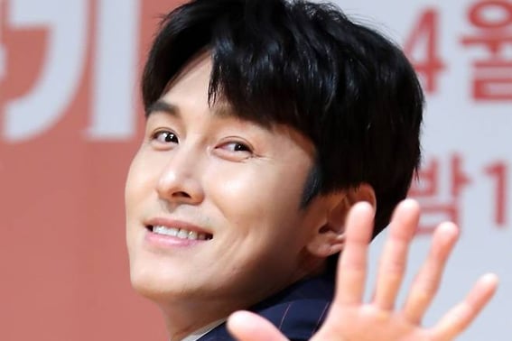 SHINHWA's Kim Dong-wan finally announced the suspension of SNS.."Account deactivation = World's First Terms and Conditions"