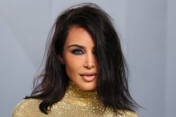 Ким Кардашьян, на 40 км отплыл частный самолет.Споры о 9-минутном полете [Проблема мировой звезды]