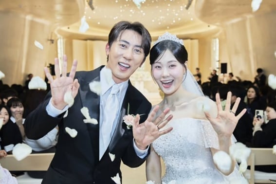 『ウム·ジユンと結婚→離婚』キム·ウォンフン、実際の妻=非芸能人..反応公開「一緒に喜んでくれ」" [全文]
