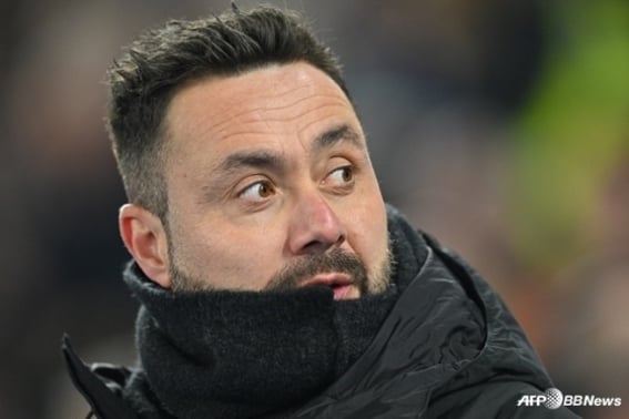 "拥护性暴力嫌疑"托特纳姆热刺队受到冲击，新任主帅选任"反对事态"→当事人亲自解释"对女性暴力不轻视"