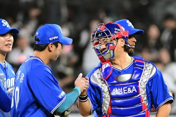 Кан Мин Хо, Кан Мин Хо, 15 ударов без хитов → 3 удара и 4 RBI, включая финальный удар! "Я думаю, что я буду спать спокойно спустя долгое время"" [Месторождение Сувона]