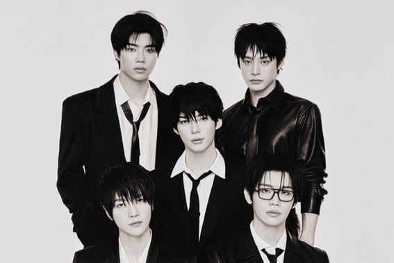 Нулевой бас-гитарист, аура из 5 человек без беспорядков.Раскрыть изображение нового профиля