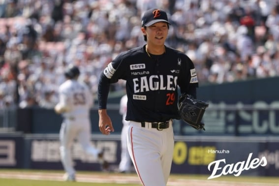 「黄俊書、すごく上手く投げましたね」「先発ワンモアチャンス、‘マイナー多数勝王’クーシングはとりあえずブルペン登板予定」 [インチョン現場]