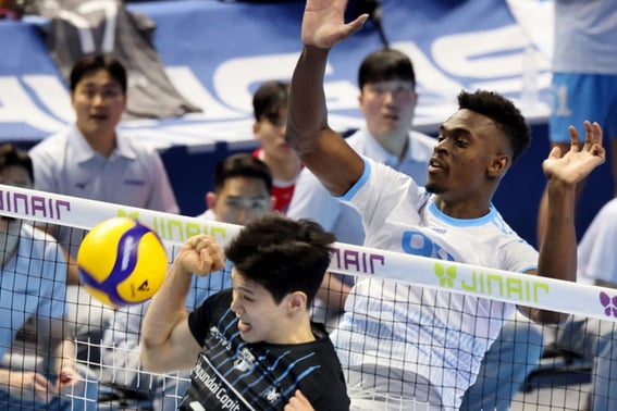 Korean Air's replacement of foreigners is rather a "handshake," but Heo Soo-bong said, "Russell serve was more scary" [the scene of Cheonan]