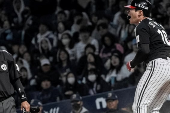 "今年吴志焕非常重要。" →廉景烨击出最高龄本垒打:球队取得4连胜 →LG跃居第8位→第3位