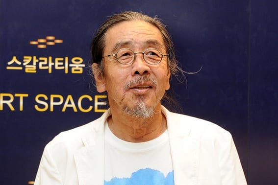 Lee Oesoo, ung thư dạ dày, ung thư vú cũng đã chiến thắng.Tử vong trong thời gian chiến đấu với bệnh viêm phổi. Kỉ niệm 4 năm ngày hôm nay (25 ngày)