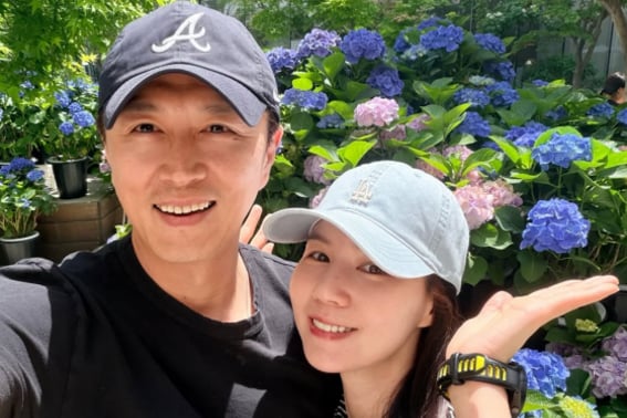 Jin Tae Hyun rút khỏi Lee Sook Cam với SNS đầy ẩn ý [Star Issue]