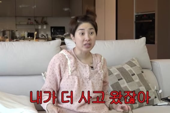 Со Ин Ён, я избавился от зависимости от покупок.«Только диван, который купил в новом браке, 25 миллионов вон...После продажи предметов роскоши, покупайте подешевле" [человек.]