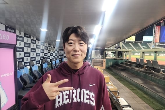 Пак Джин Хён поймал Лотте! Спасение триумфа спустя целых пять лет после 2021 года: "Вы все еще можете это сделать".→ Если бы я пропустил, мне было бы грустно"