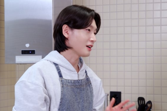 Ким Ён Бин признается в панике: "После окончания средней школы едет в Японию, 7 лет только дома..." [Пангсторанг]