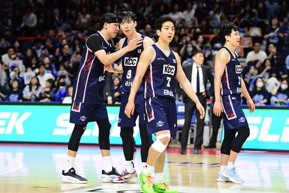 "No player is pain-free": Dedication over reputation... The 'real secret' behind 'super team' Busan KCC's advance to the championship finals