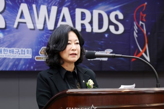 Hội đồng Thể thao Hàn Quốc (Korea Sports Council) rút dao ra khỏi Tổng thư ký sau vụ việc gây sốc 'đứa trẻ đã chết não, không có khả năng' → Lập tức đình chỉ công việc và loại trừ hoàn toàn hình phạt