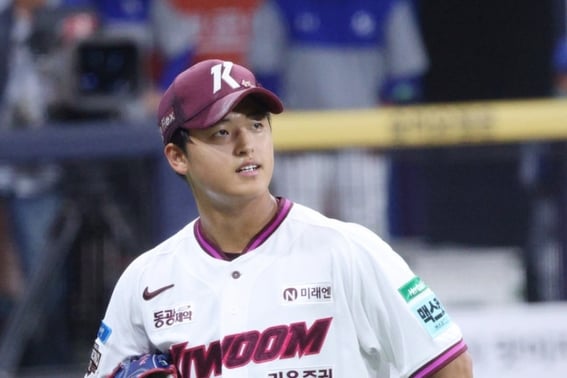 「159km」パク・ジュンヒョンへのキウム監督の切ない願い「点を取ってでも5イニングだけ投げてくれれば！」 気軽に投げてもいいよ"