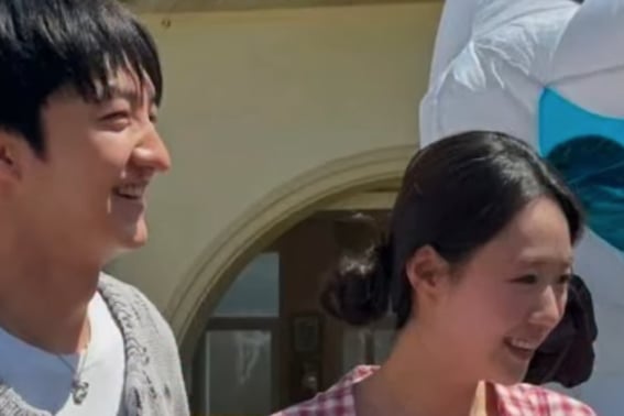 池艺恩♥巴塔情侣双人镜头捕捉..穿着情侣装 挑战赛 'Heart微笑' [Star Issue]