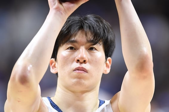 『大逆転劇』ソノ、ついにKCCを捕まえた！ チャンピオン決定戦で3敗→スリリングな『1勝』··· イ・ジョンヒョン、終了0.9秒前に決勝ゴール [釜山現場レビュー]