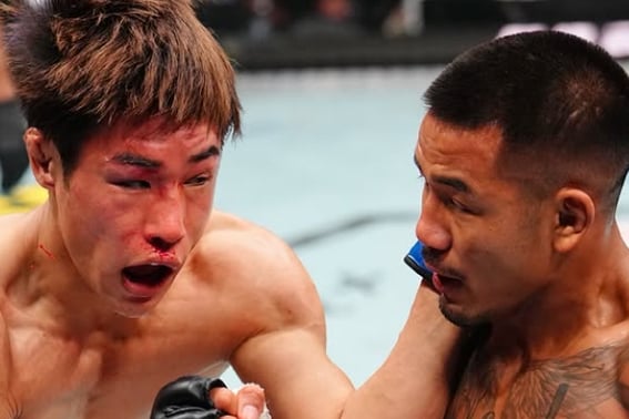 'Японский первый' титульный вызов UFC → Жестоко получил удар и рухнул... «Битва за честь» Тайра, «Поражение TKO» Джошуа в классе.