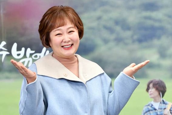 Lee Geum-hee, finalmente acude al hospital por problemas de salud en la garganta... incluso con suero: "El médico recomendó guardar silencio"