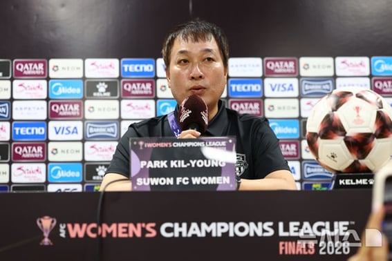 North Korea 'Nae-hyang' defeated, but "It was a great joy"... Coach Park Gil-young recalls the 'cheers and applause' amidst heavy rain he will never forget