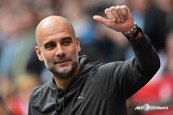 "I'm happy that Oasis has returned even if I leave." Pep Guardiola, who built the Manchester City dynasty, bids an emotional farewell: "It was incredibly enjoyable."