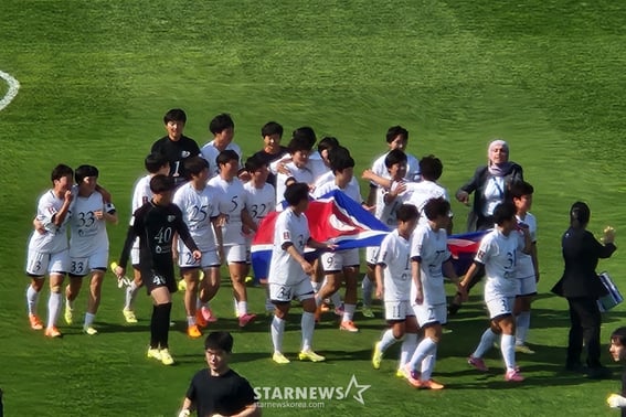 →时隔8年的重逢:屈辱的单方面单相思，一次也没有关注过北韩的故乡 [规划]