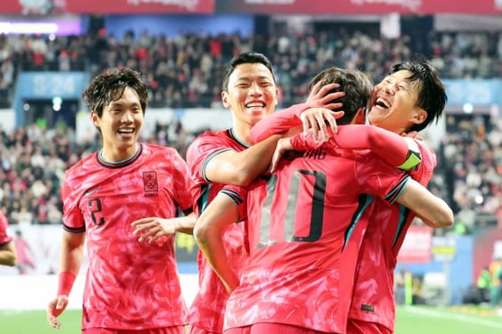 The success of Hong Myung-bo's World Cup team and the right of students to play for one hour a day [★World Cup Biz by Kim Kwang-guk ①]
