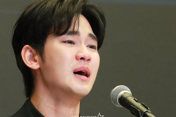 "A precious person's time has passed"... Kim Soo-hyun cleared of false accusations, 18 million followers on SNS cheer globally [Star Issue]